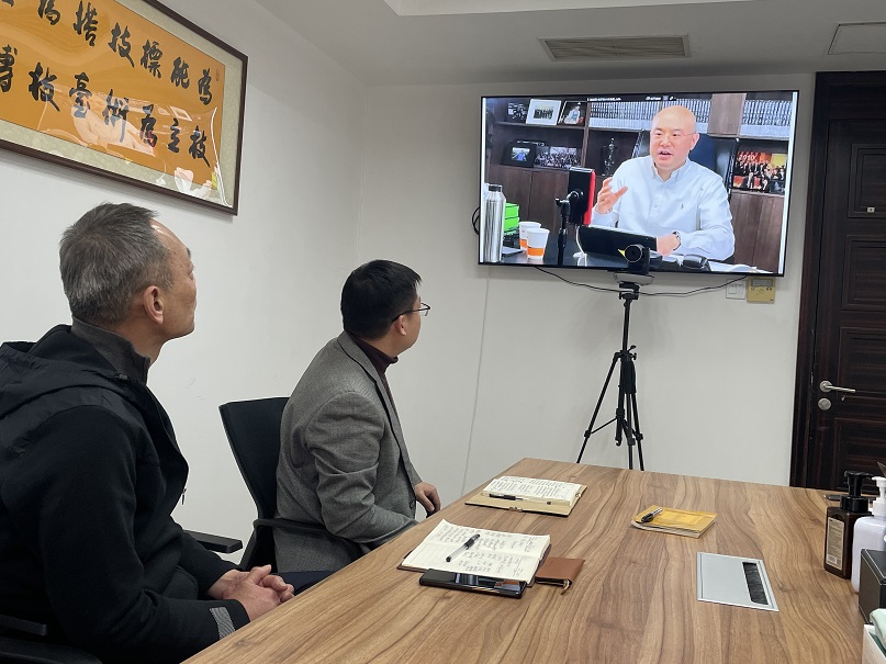 两会声音：全国政协委员洪明基关注生活服务业职业建设