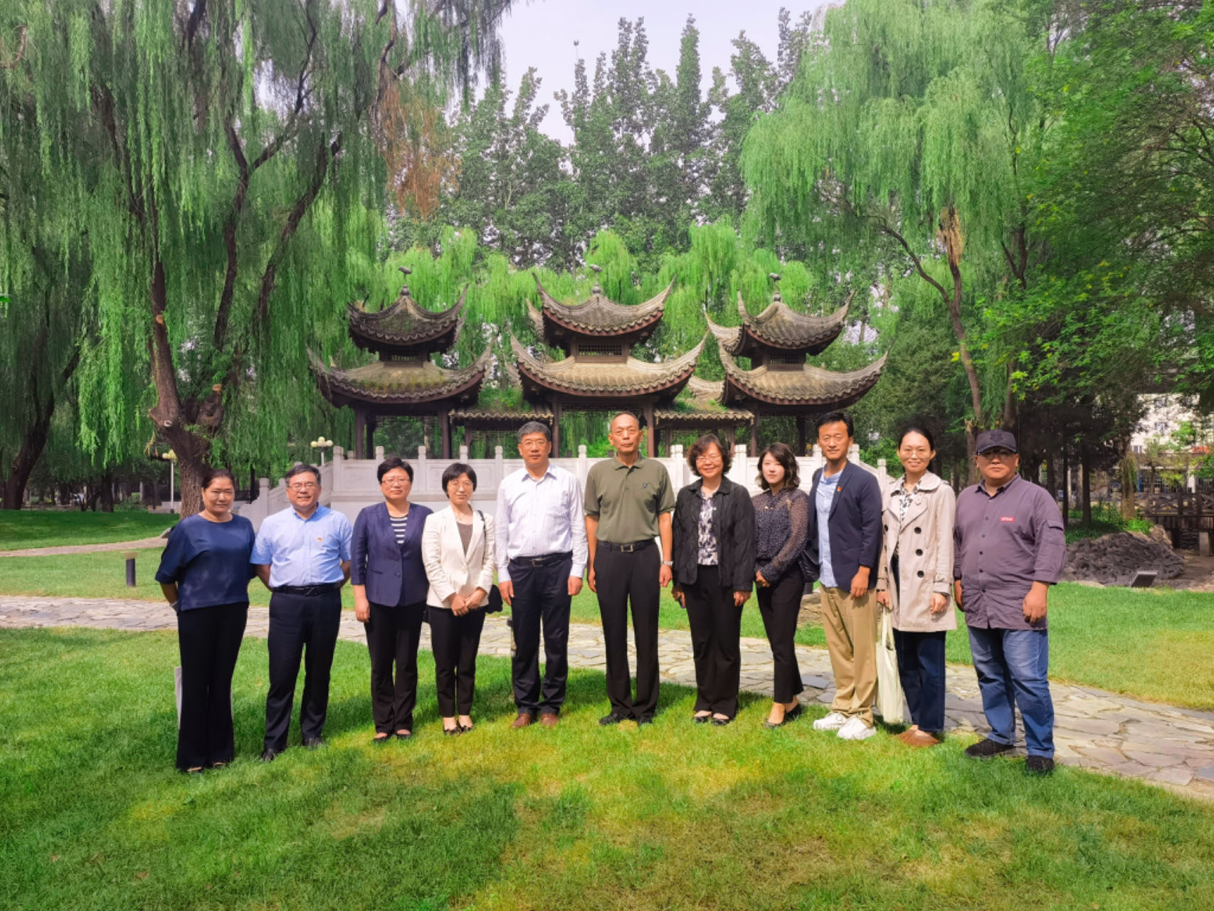 协会与北京财贸职业学院开展合作交流