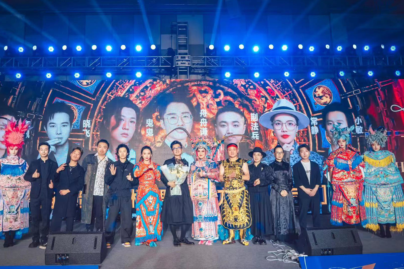 美发美妆分会创作国潮诗剧发妆秀《东方之耀·传薪》，诠释技艺传承+国潮文化